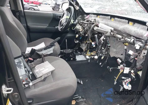 2016 Toyota Tacoma Sr5 V6 из США, поврежденный, VIN 5TFCZ5AN1GX046562